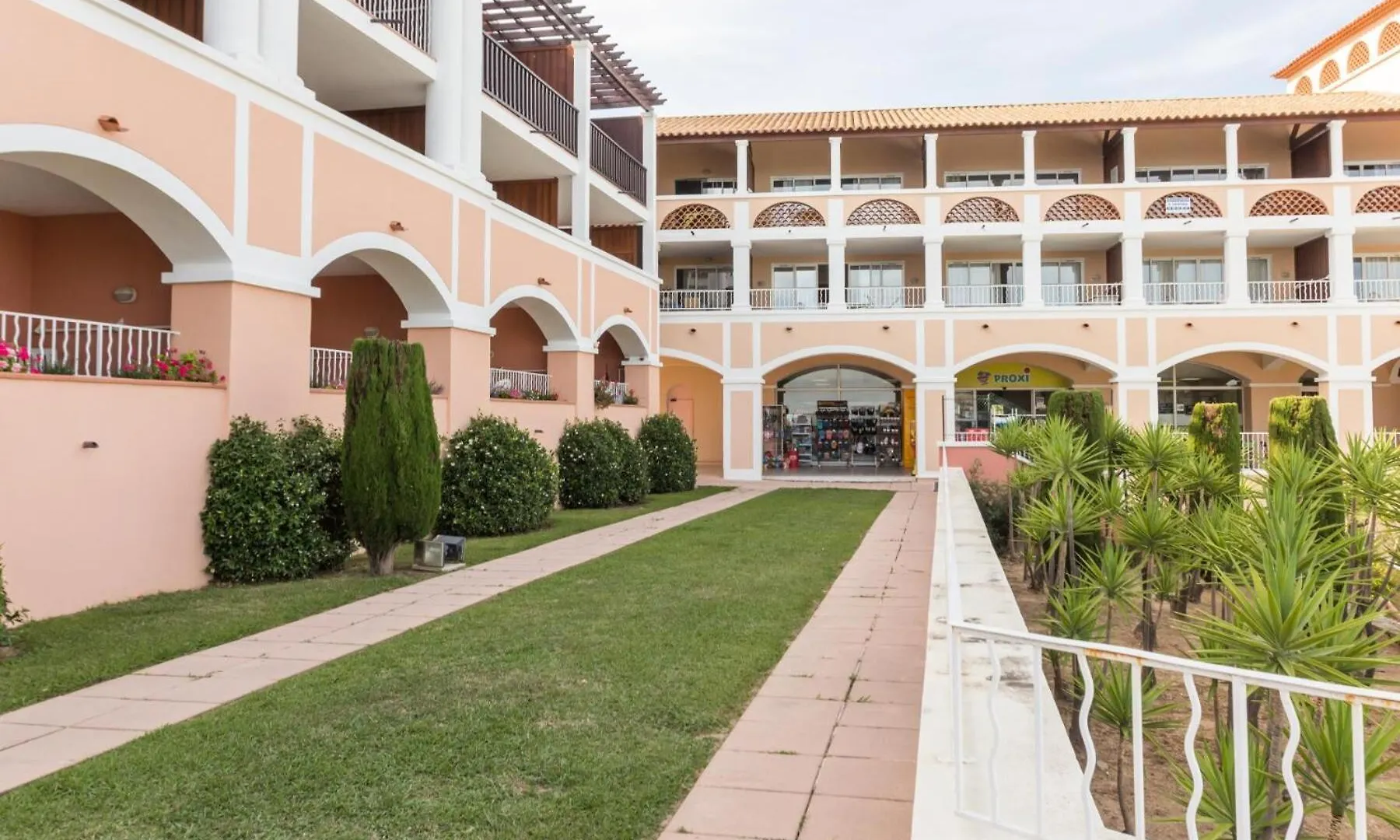 Residence Le Hameau De Cap Esterel - Maeva Home - Appartement 2 Pieces 5 Personnes - Confort Mae-1126 Saint-Raphaël 0*,  フランス